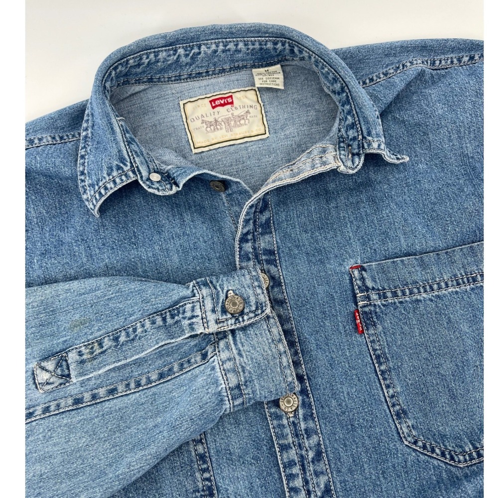 Levis Denim Button Down Shirt Mens Medium Blue Red Tab Long Sleeve 90s VTG